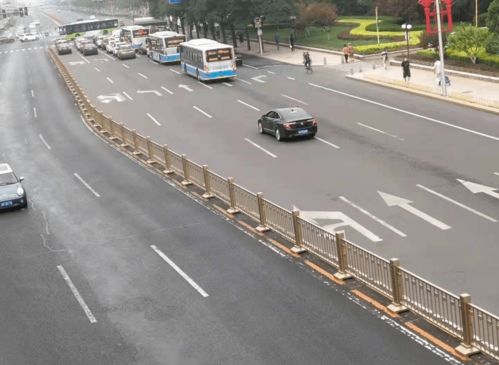 擦亮首都西大門 石景山路交通設(shè)施換新顏